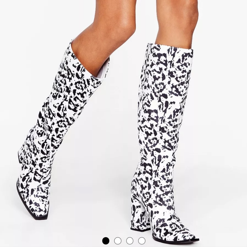 EUC Nasty Gal Cow Dare You Faux Suede Knee High Block Heel Boots size 8
